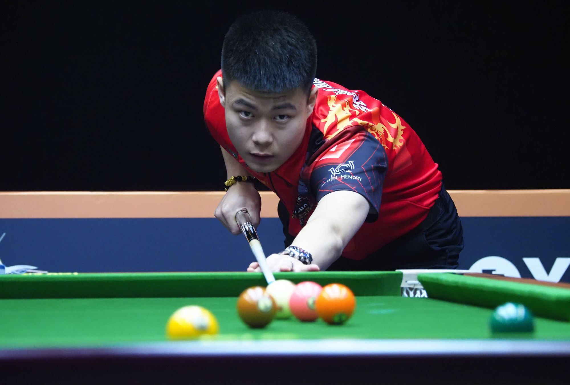 伴孩子们一 伴孩子们一