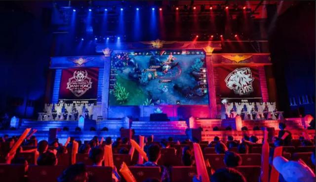 的锋线组合 的锋线组合